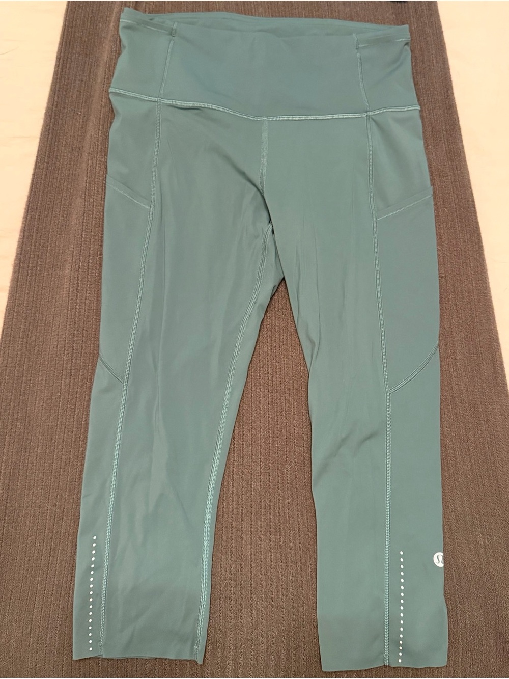 High-Waist Athletic Leggings in Sage Green